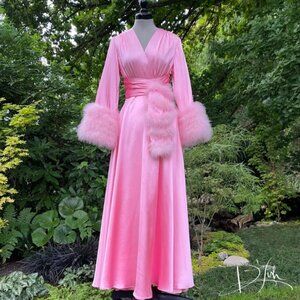 Pink silky feathered gown/ robe, marabou cuffs - S